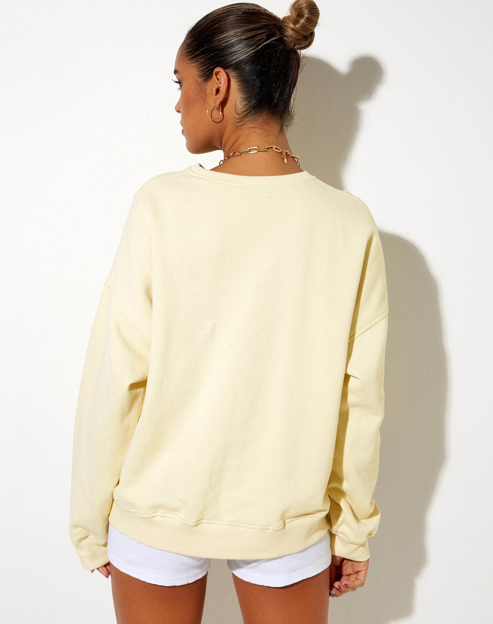 Bild von Ted Sweatshirt in Buttercreme Vacay Embro
