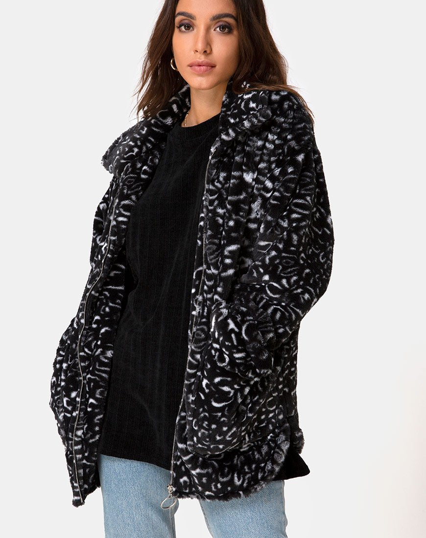 Image of Teddybär Pelzmantel in Schwarz Leopard