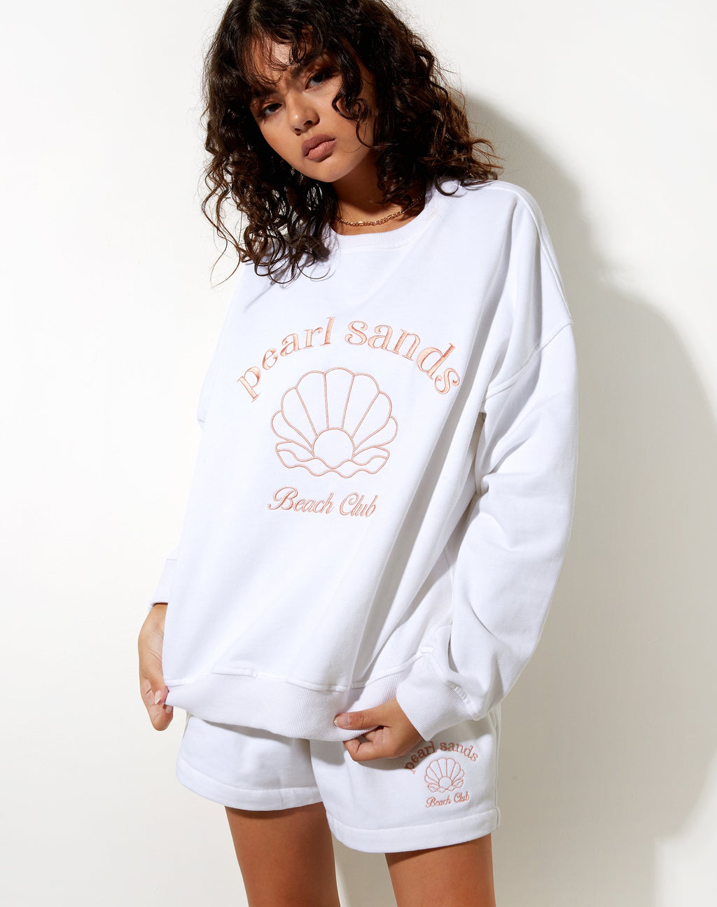 Ted Sweatshirt in Weiß Perlsand Stickerei