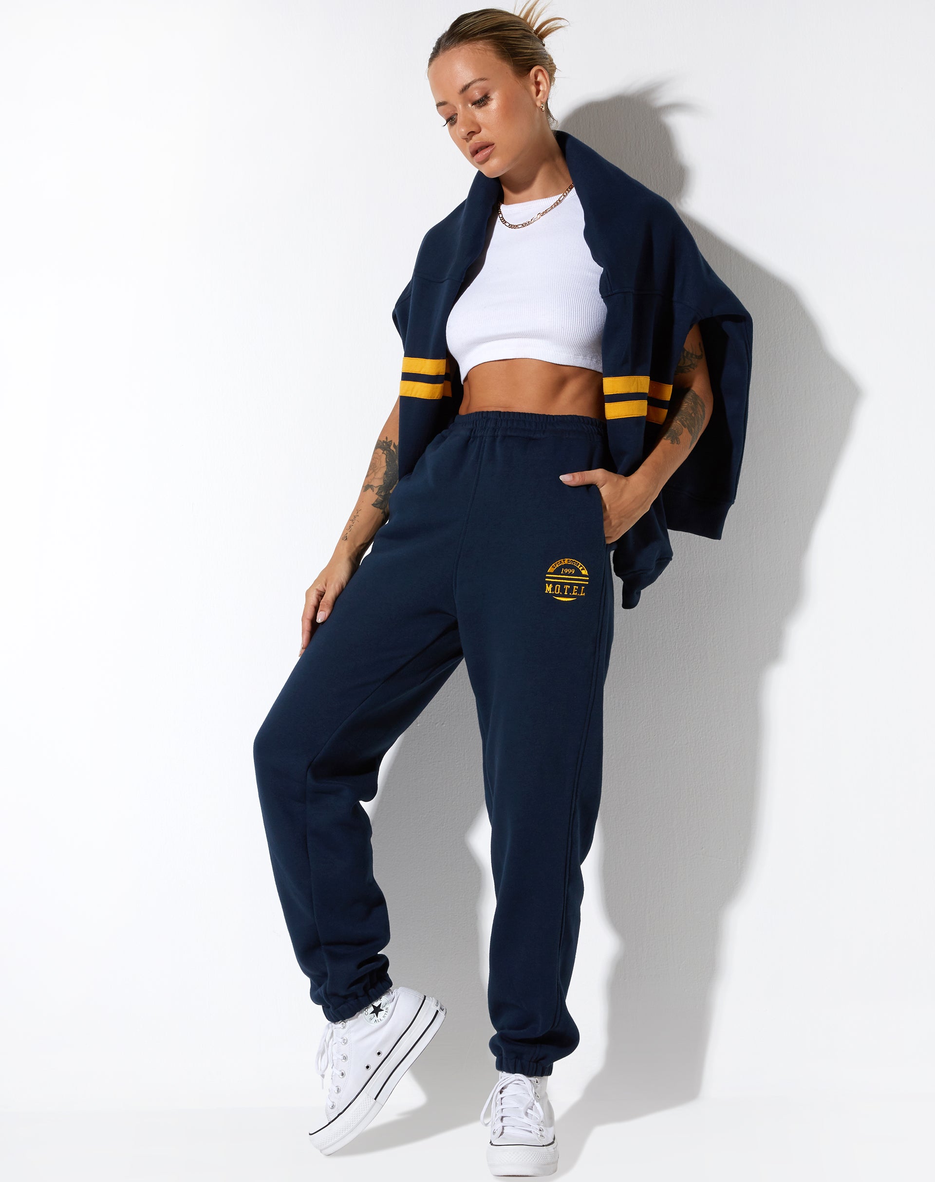 Bild von Basta Jogger in Navy Citrus Stripe Football 1999