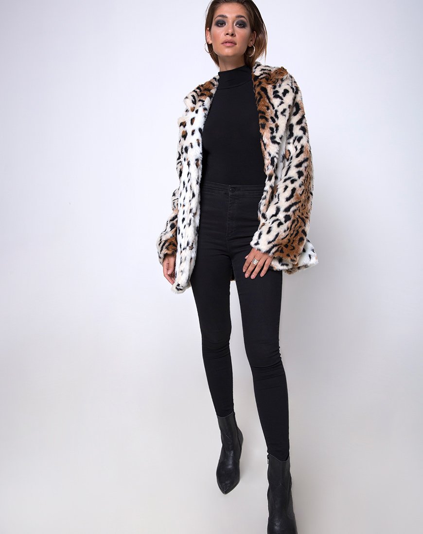 Image of Tina Mantel aus Leoparden-Kunstfell