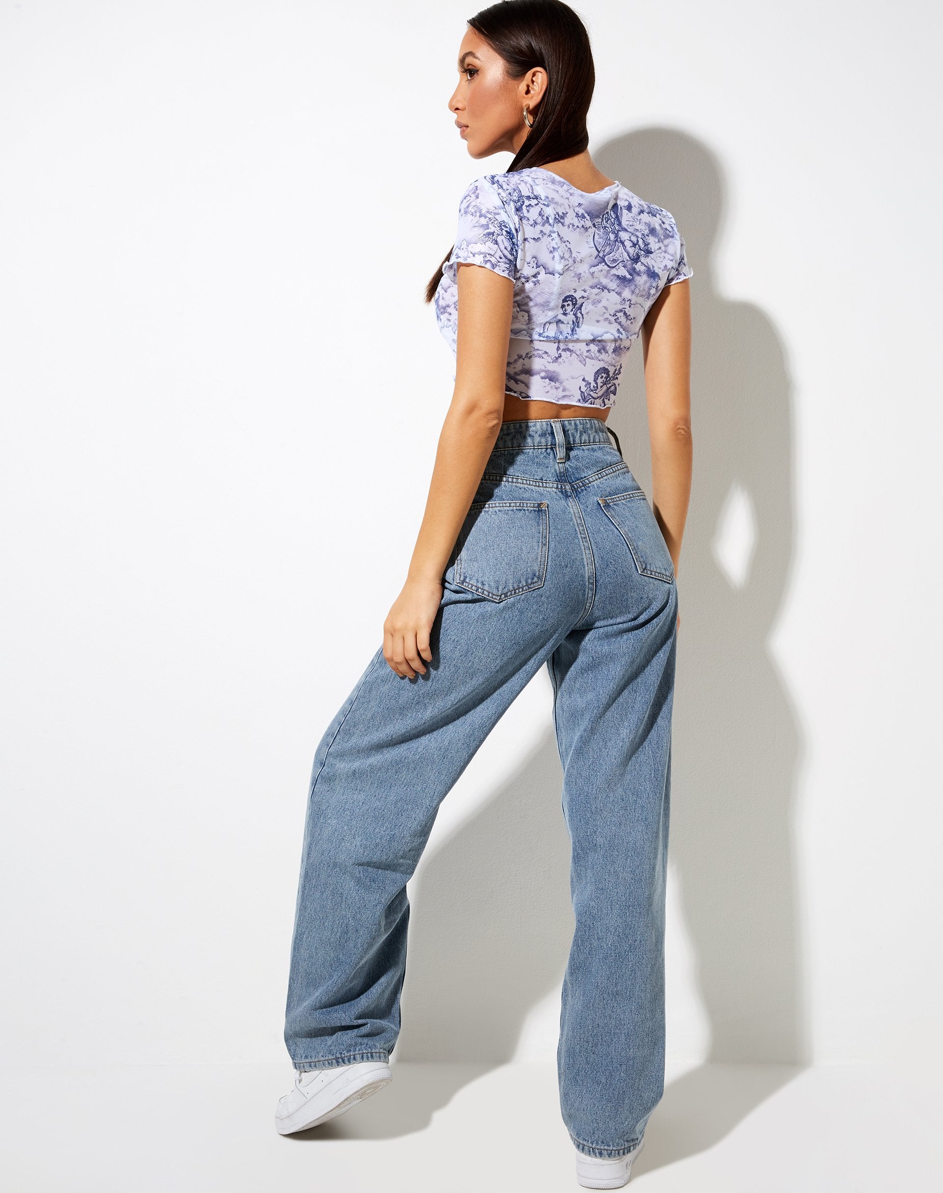 Bild von Tince Crop Top in 20s Cherub Weiß Blau