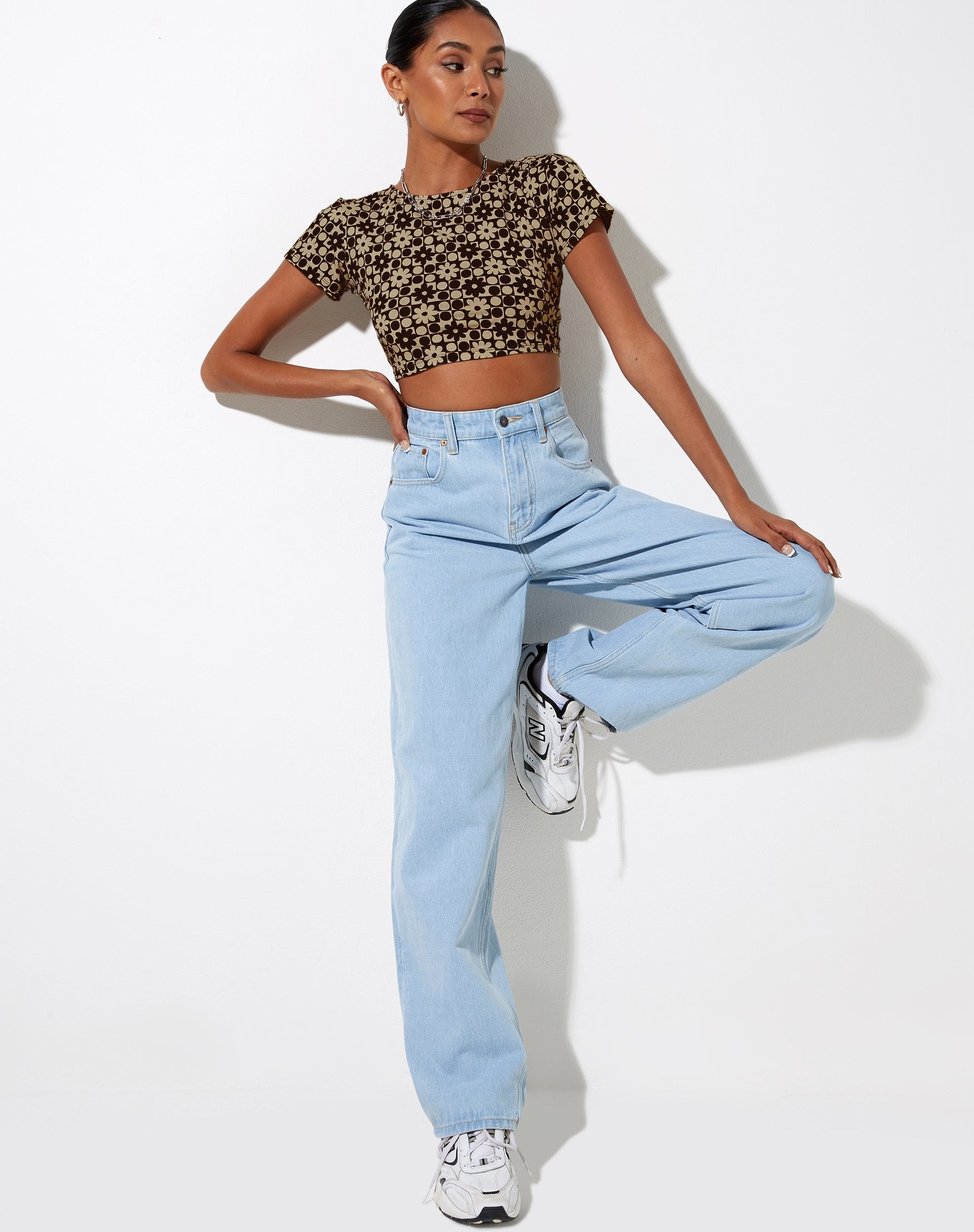 Bild von Tindy Crop Top in Patchwork Daisy Braun