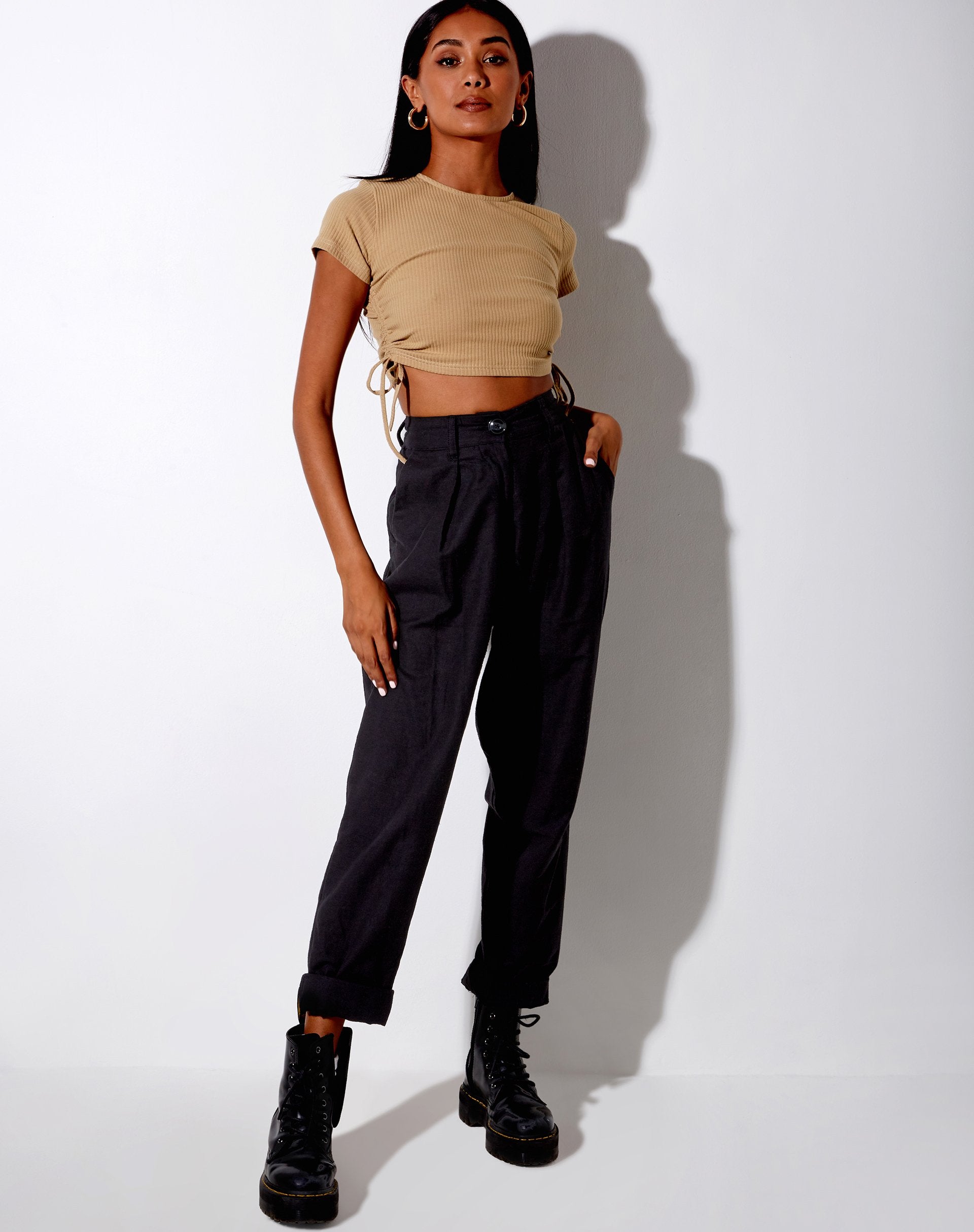 Bild von Tiner Crop Top in Rippe Kakao