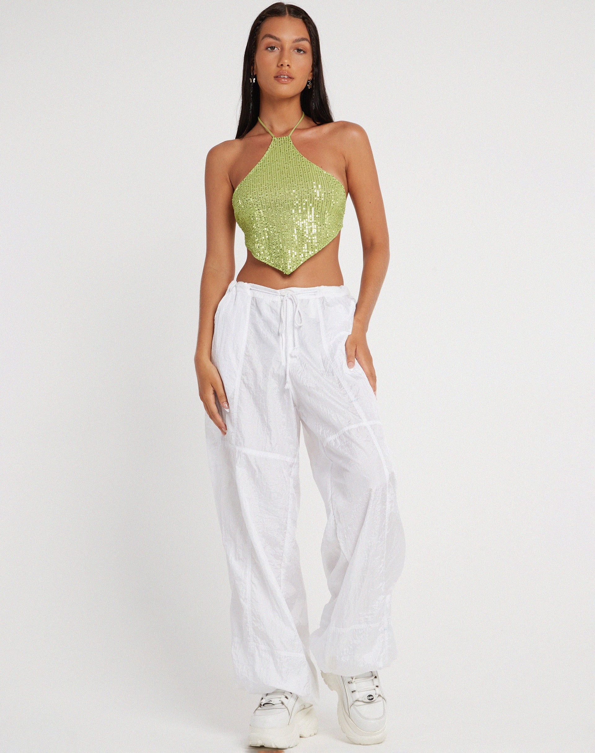 Abbildung von Tinimi Crop Top in Drape Pailletten Limettengrün