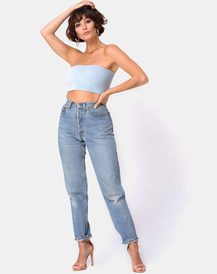 Bild von Tube Top aus flauschigem Strick in Babyblau