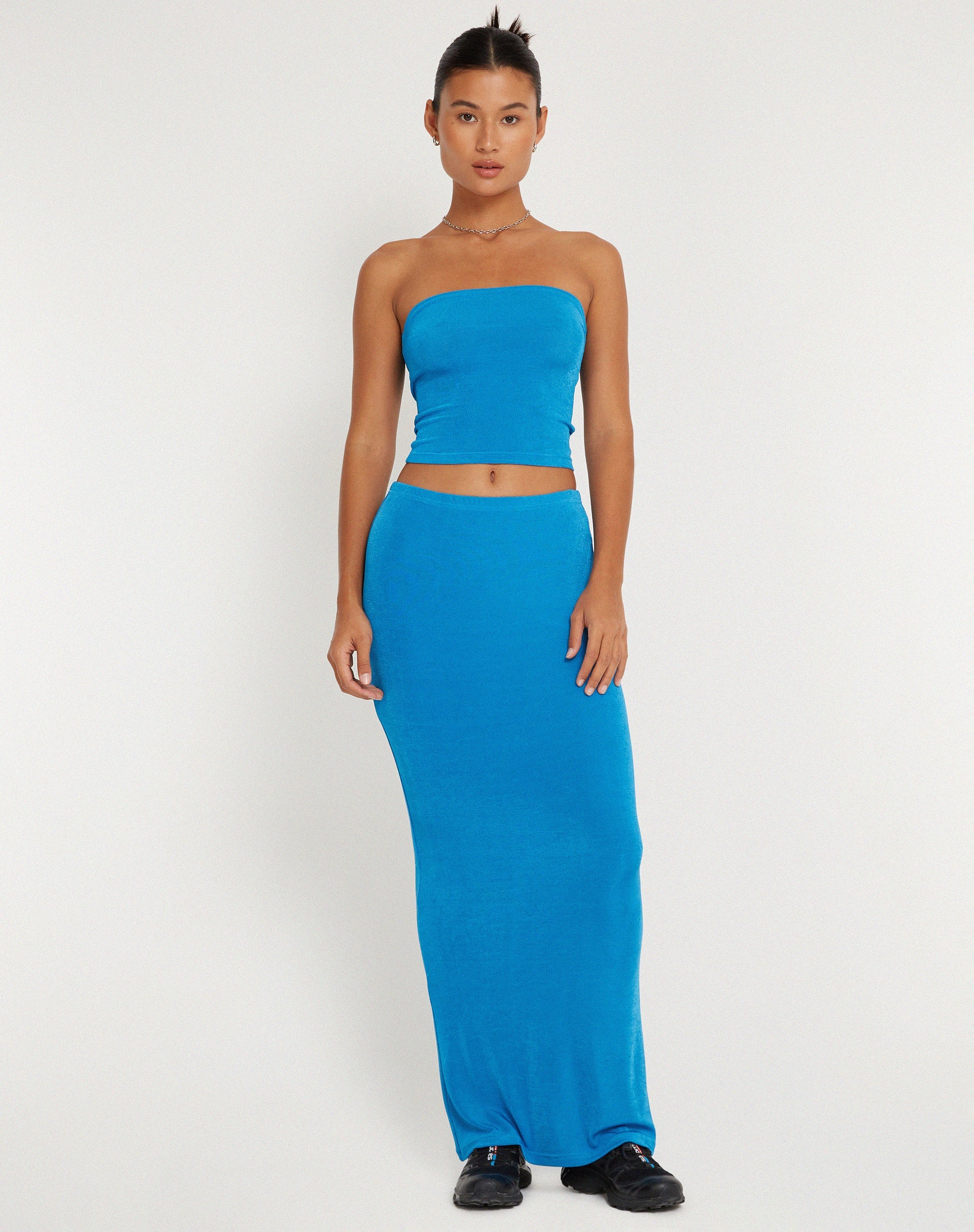 IMAGE OF Tulus Maxirock in Electric Blue