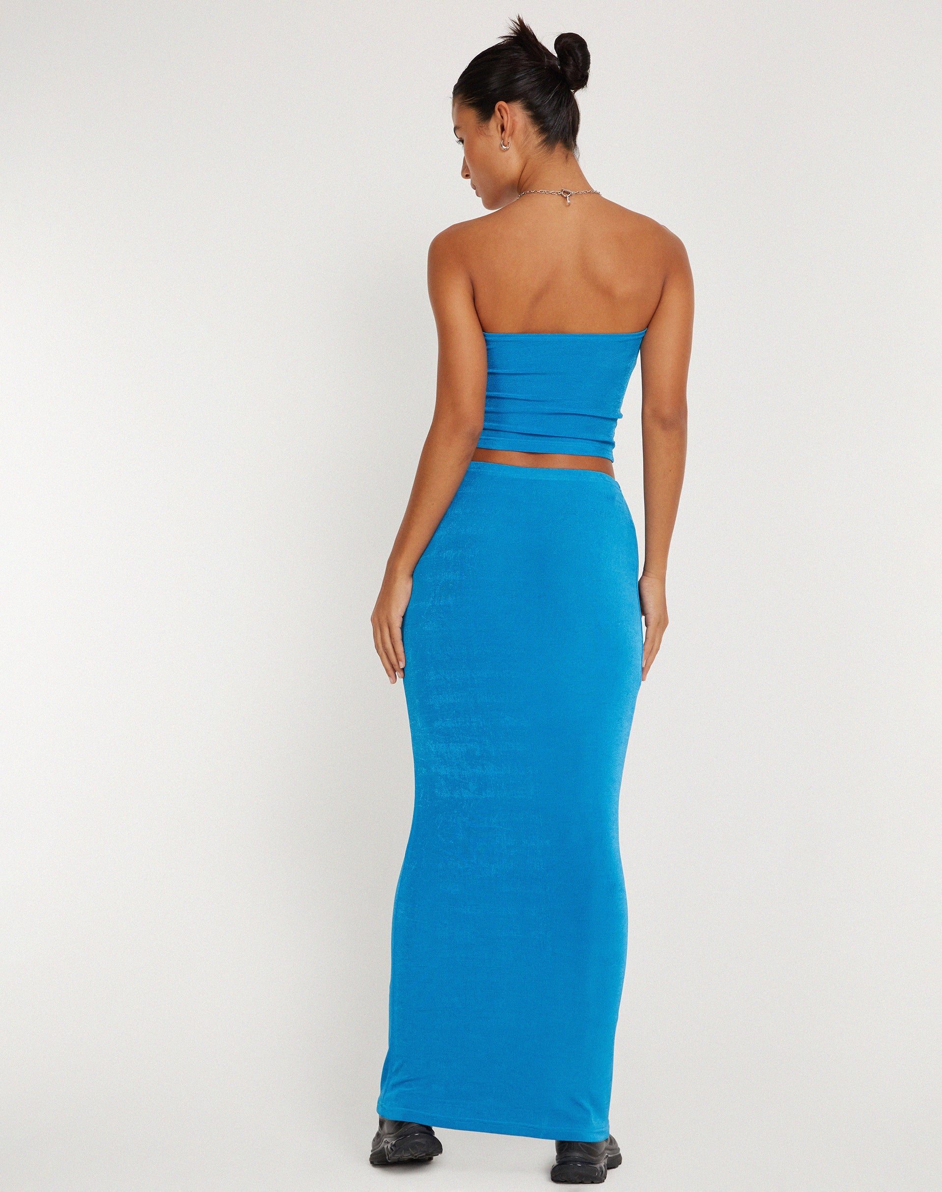 IMAGE OF Tulus Maxirock in Electric Blue