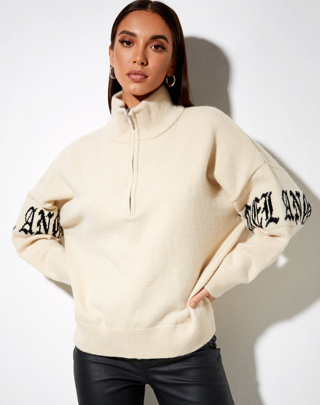 Tusca Sweatshirt in Stein mit Engel am Ärmel