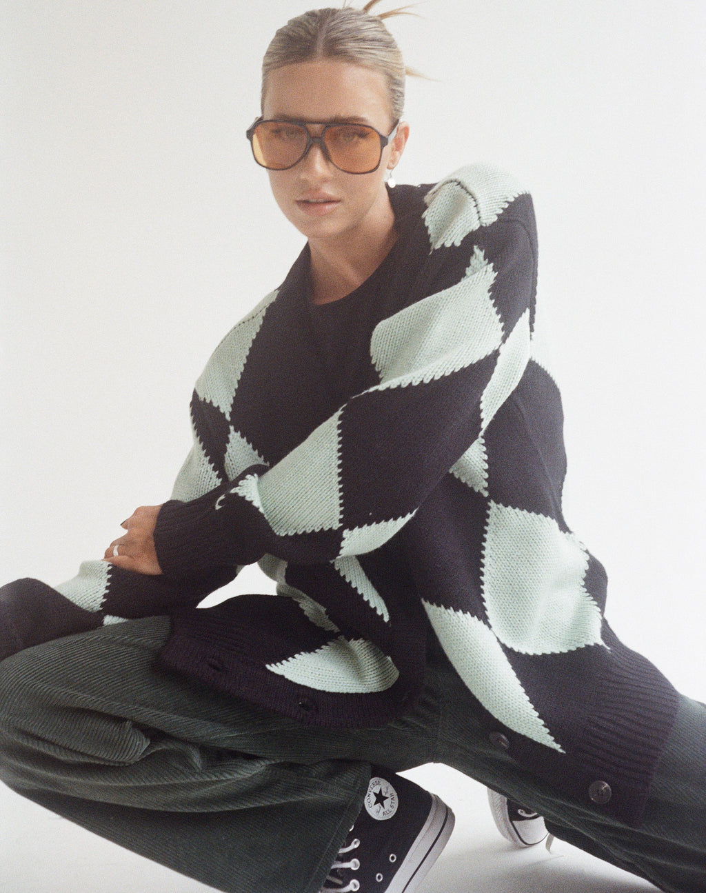 Uriela Cardi in Harlequin Schwarz und Mint