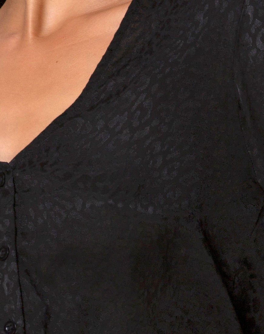 Image von Vautier Top aus Satin Cheetah Black