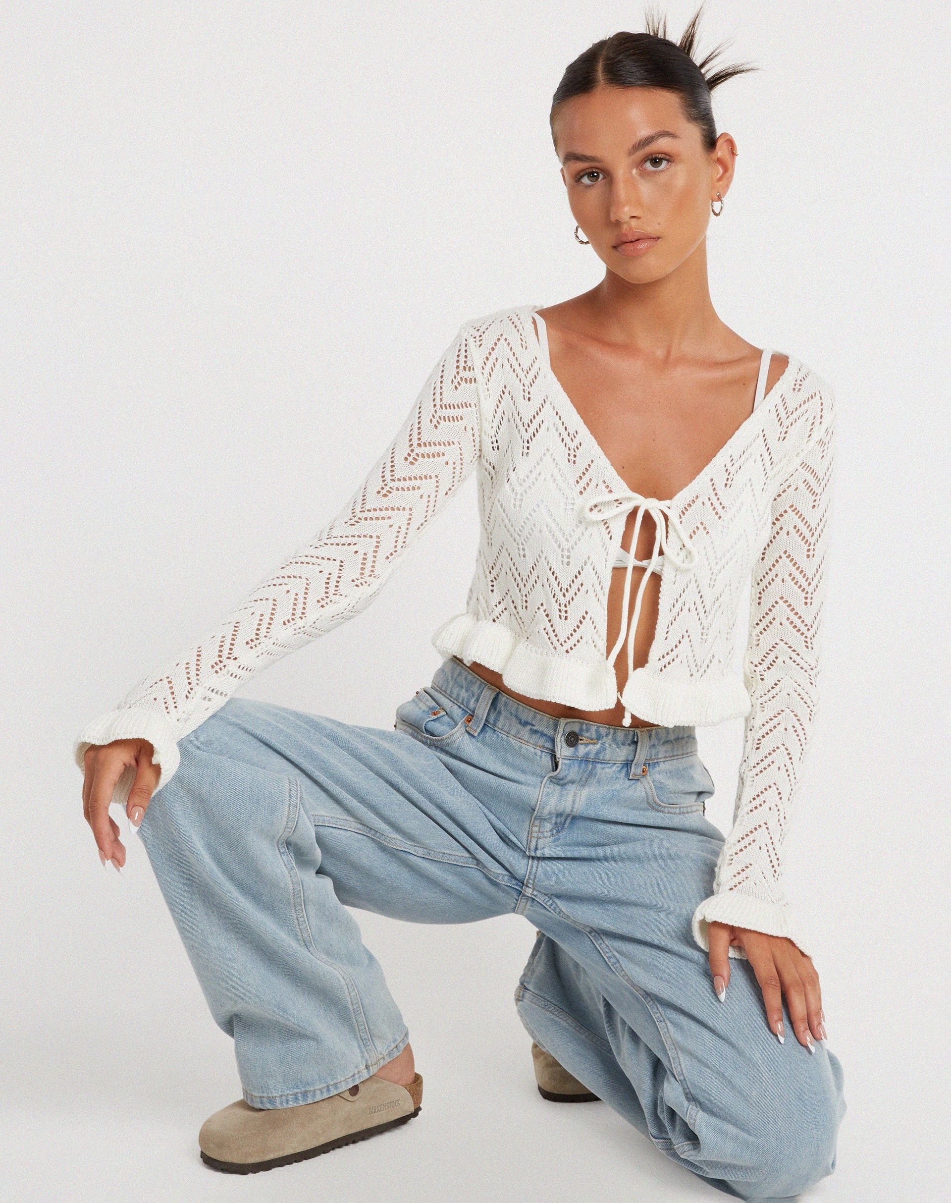 Bild von Vella Cardi in Elfenbein gestrickt