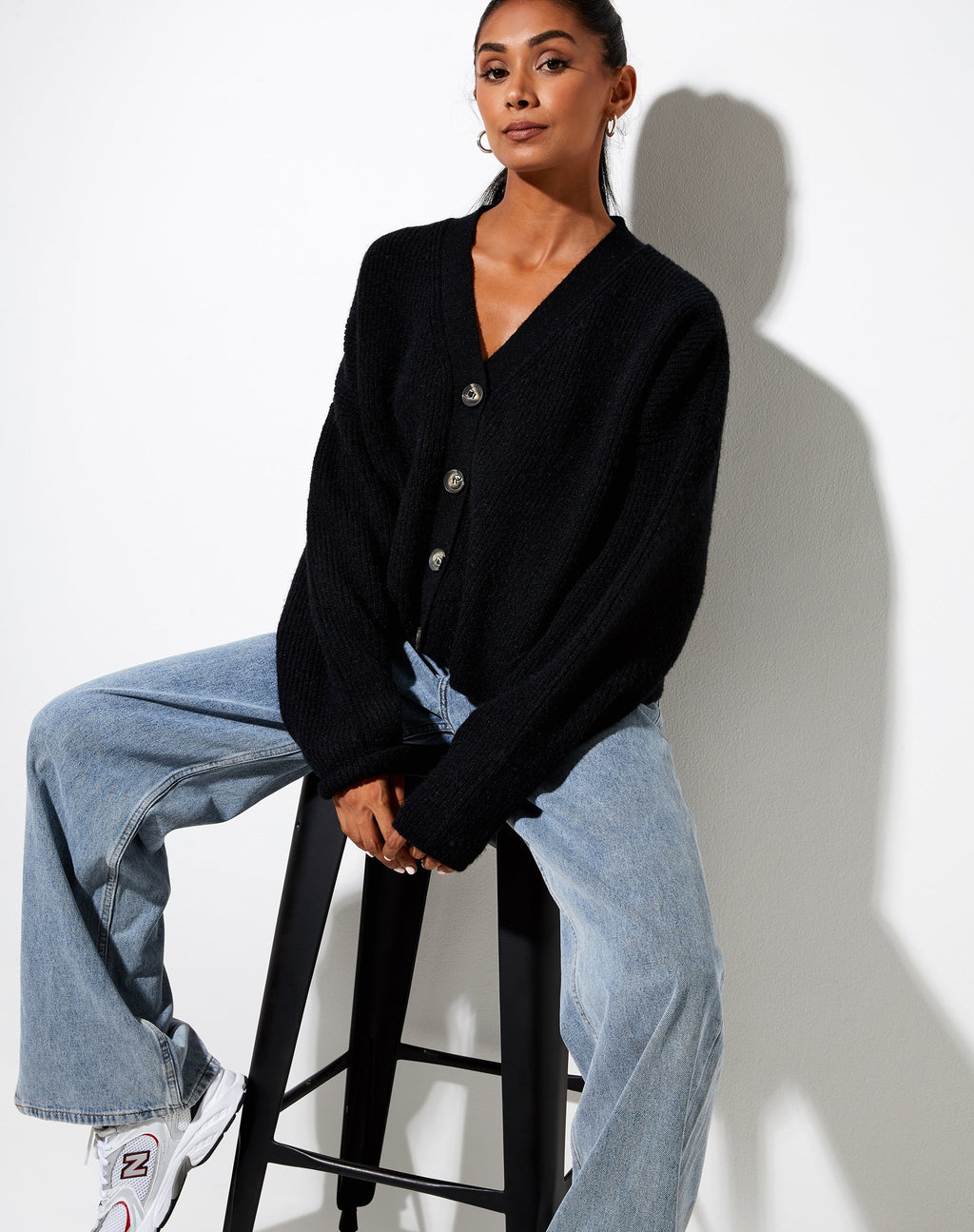 Wallace Cardi in Schwarz