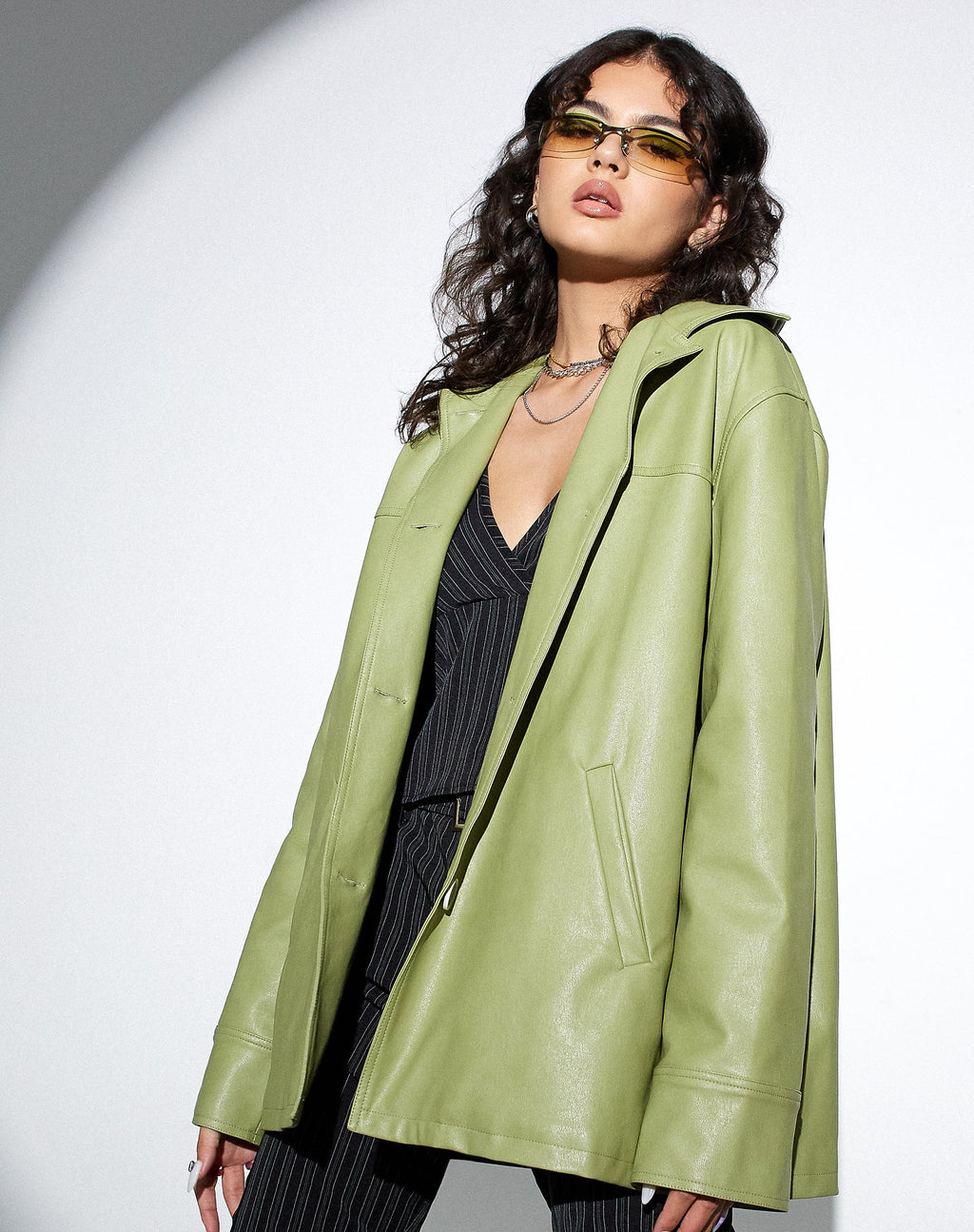 MOTEL X OLIVIA NEILL Walta Jacke in Pu Grün