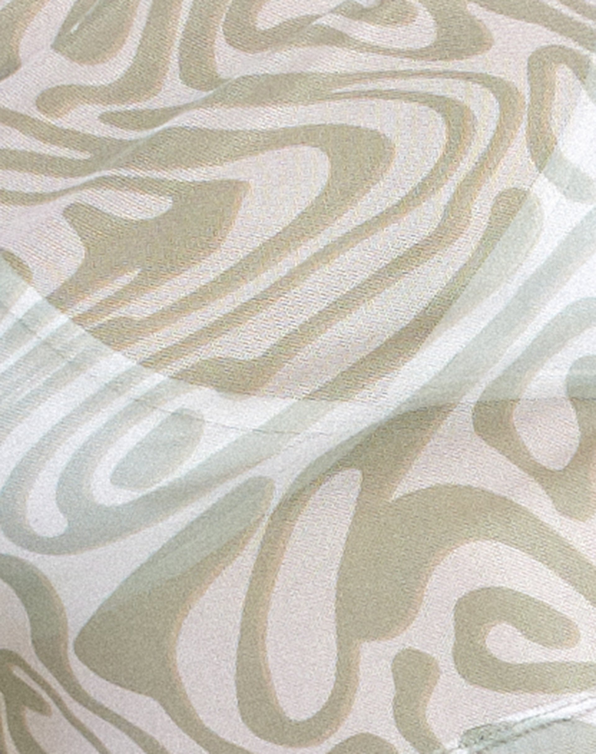 Bild von Motel X Barbara Kristoffersen Wity Tee in Salbei Tonal Ripple