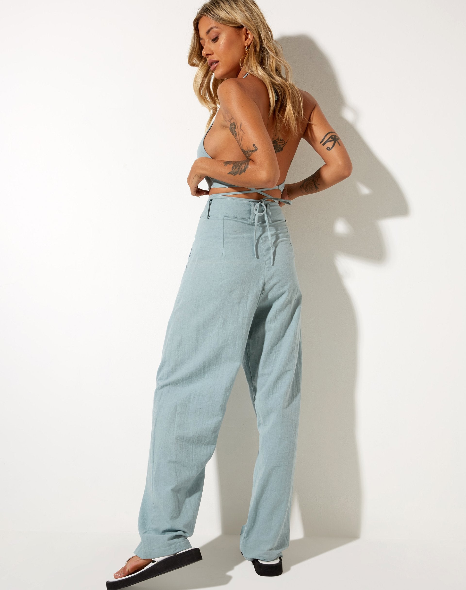 Bild von Wu Crop Top in Rami Blue Surf