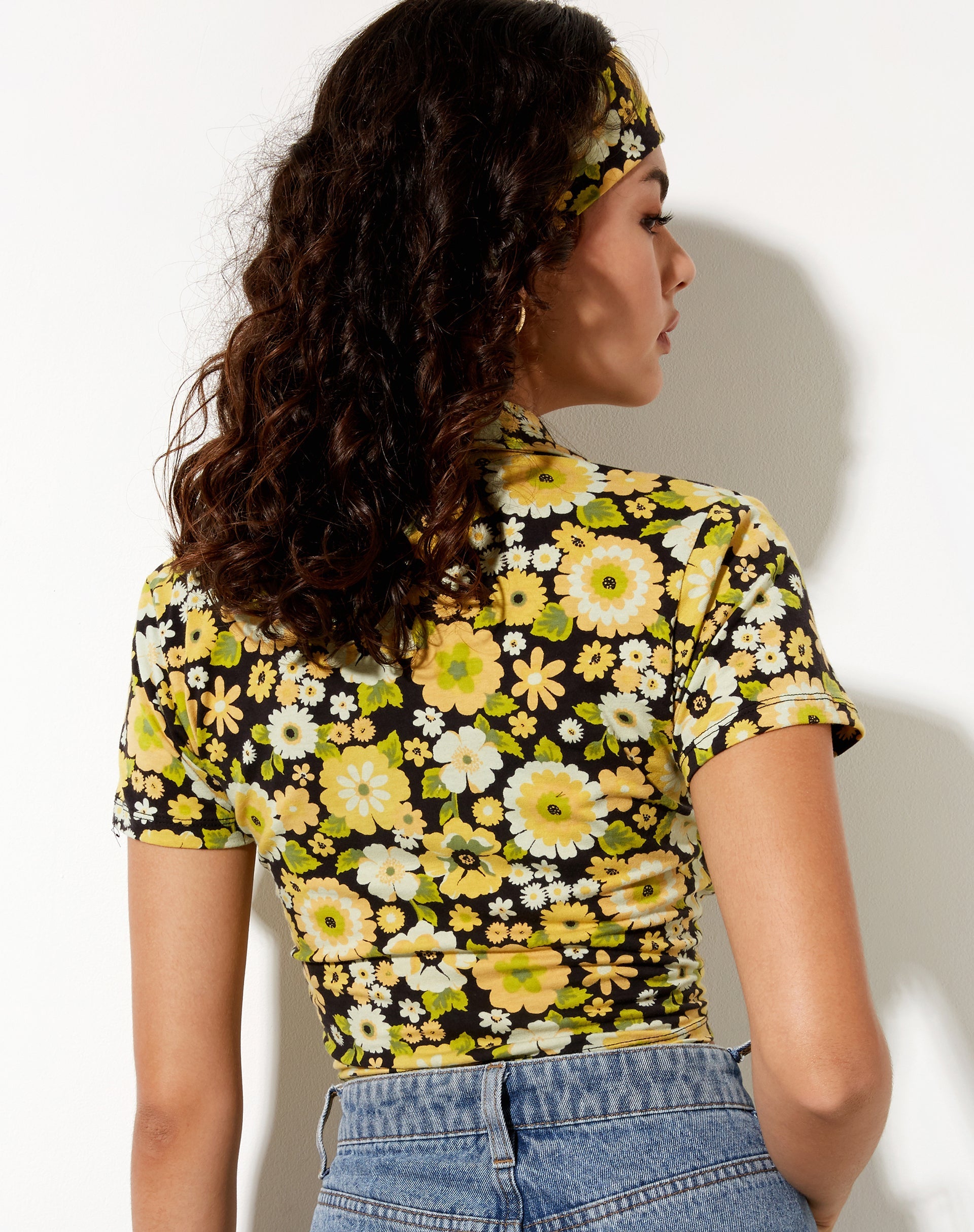 Bild von Wuma Cropped Shirt in Retro Floral