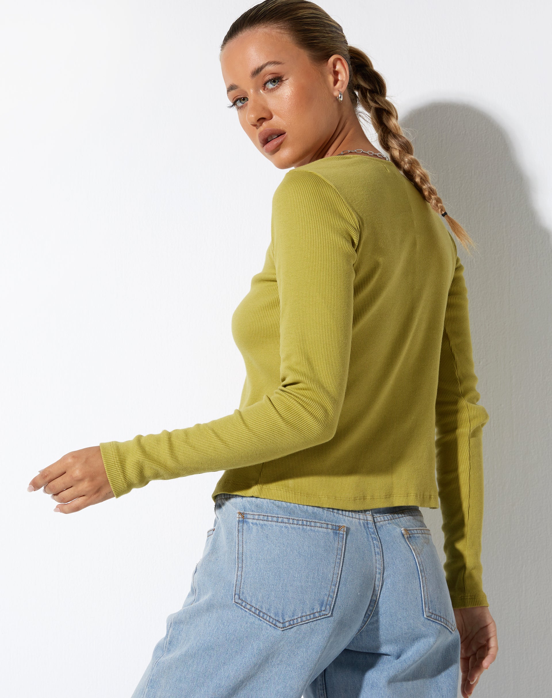 Bild von Xiur Cardi in Rib Cress Green