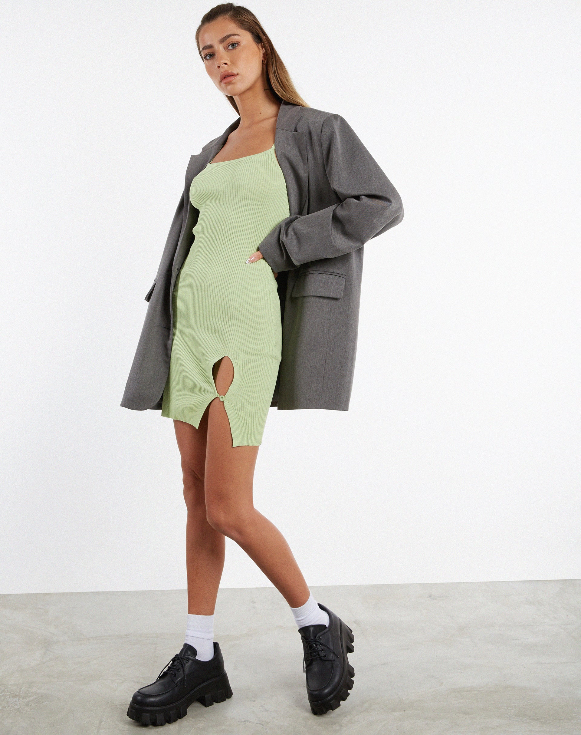 Bild von MOTEL X JACQUIE Yanda Bodycon Kleid aus Rippenstrick Pastell-Limette