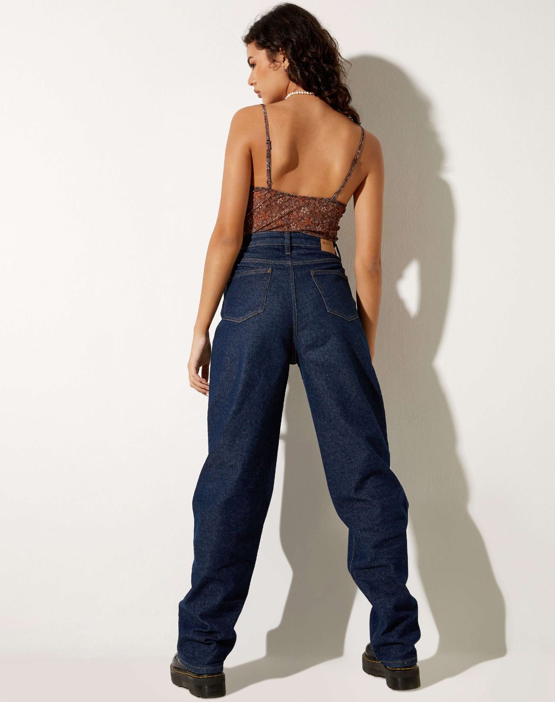 Image of Yena Crop Top in Blumengarten Braun