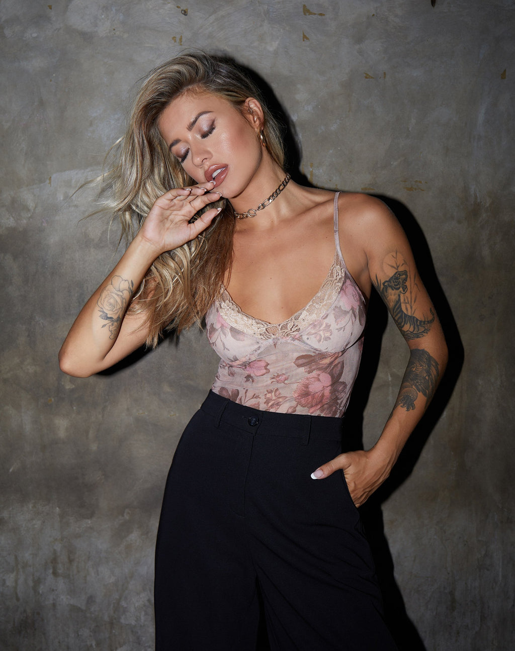 Yenika Crop Top aus Mesh Pfirsichblüte