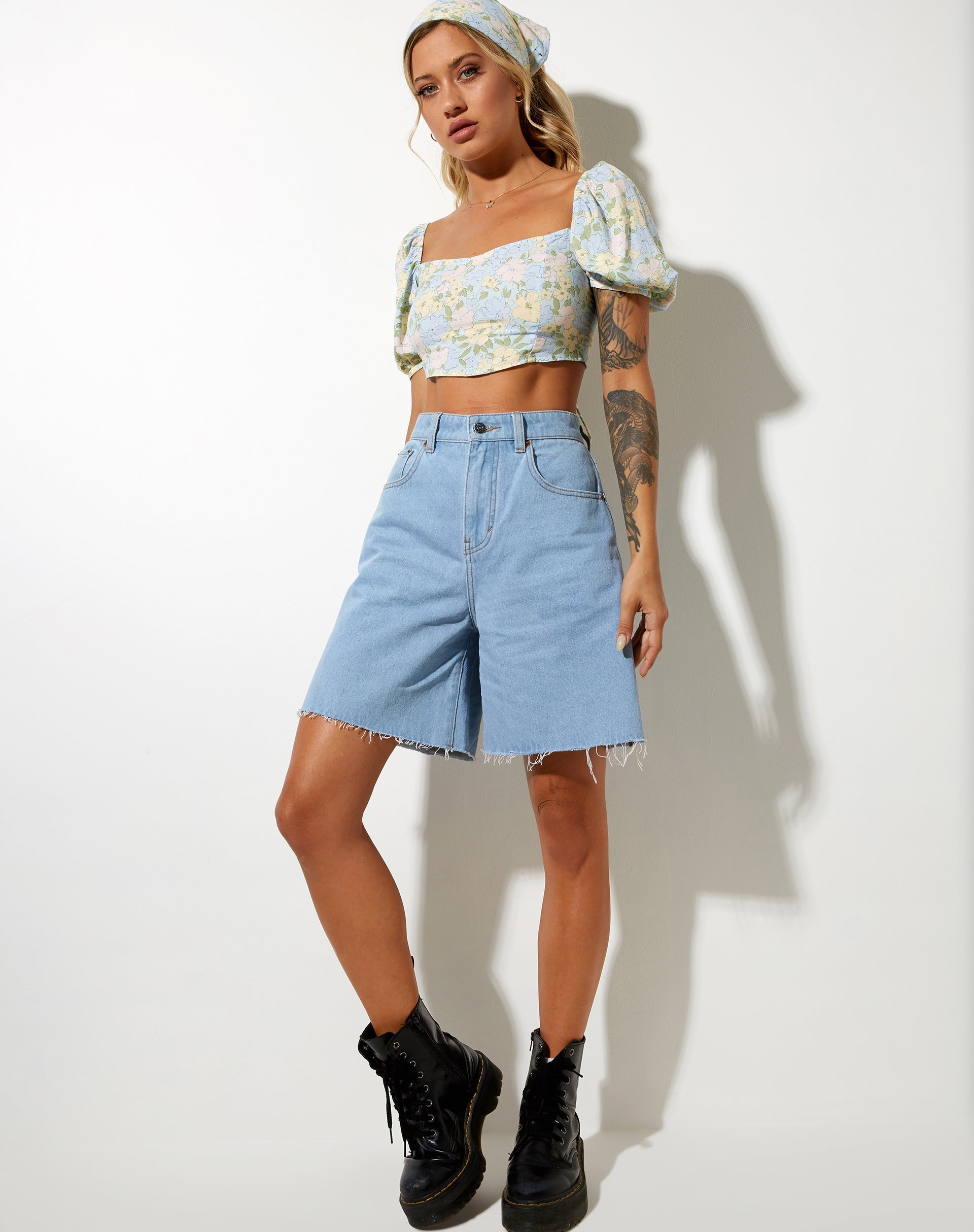 Bild von Yuja Crop Top in verwaschenem Pastell Floral
