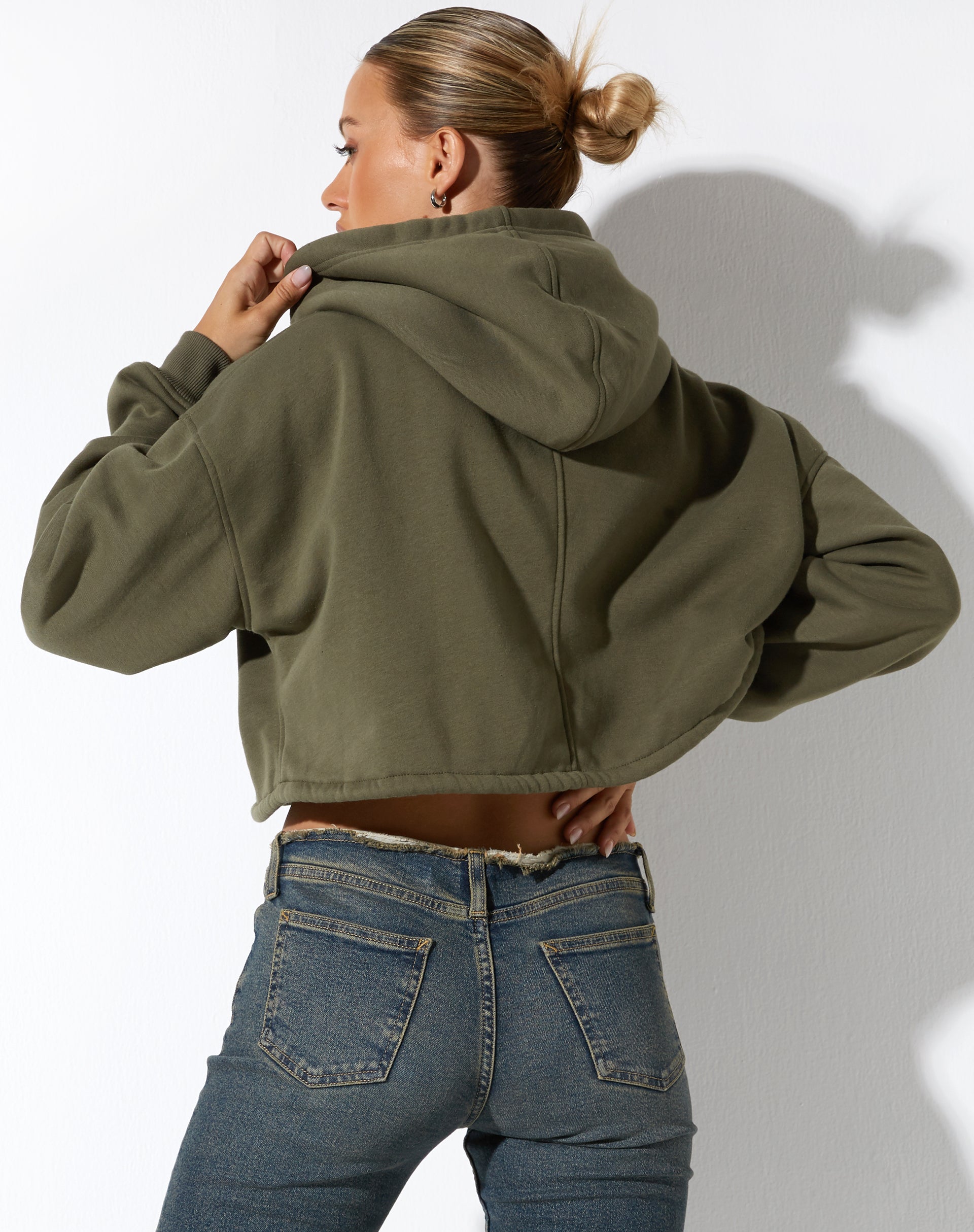Bild von Yukata Hoodie mit Traubenblatt-Schmetterlingsstickerei