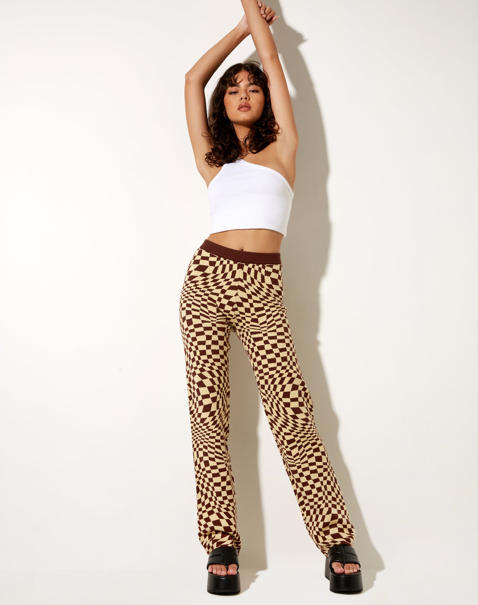 Image of Yuna Hose aus Strick mit quadratischer Fahne Kaffee Quarz