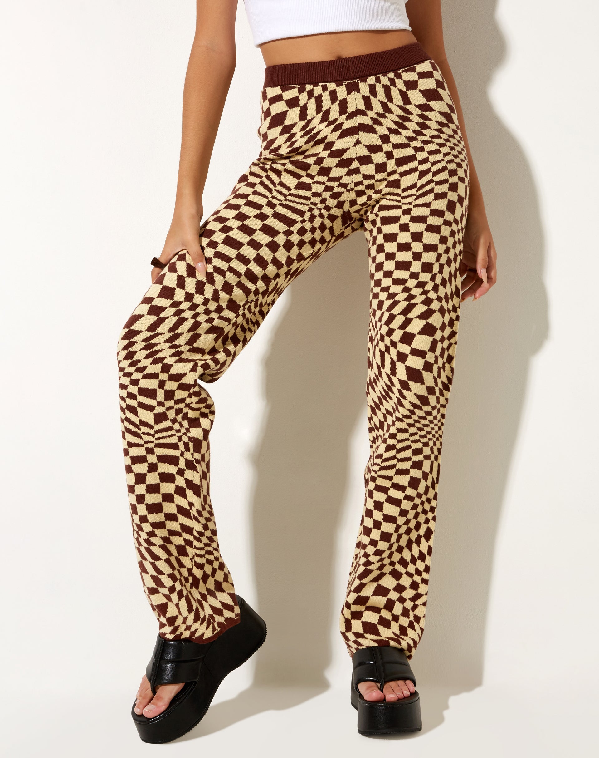 Image of Yuna Hose aus Strick mit quadratischer Fahne Kaffee Quarz