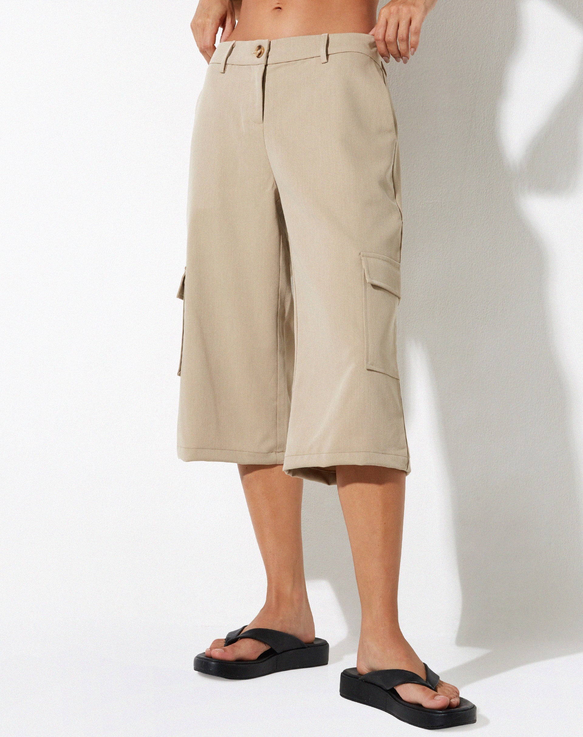 Abbildung von Yungmi Short in Soft Tailoring Tan