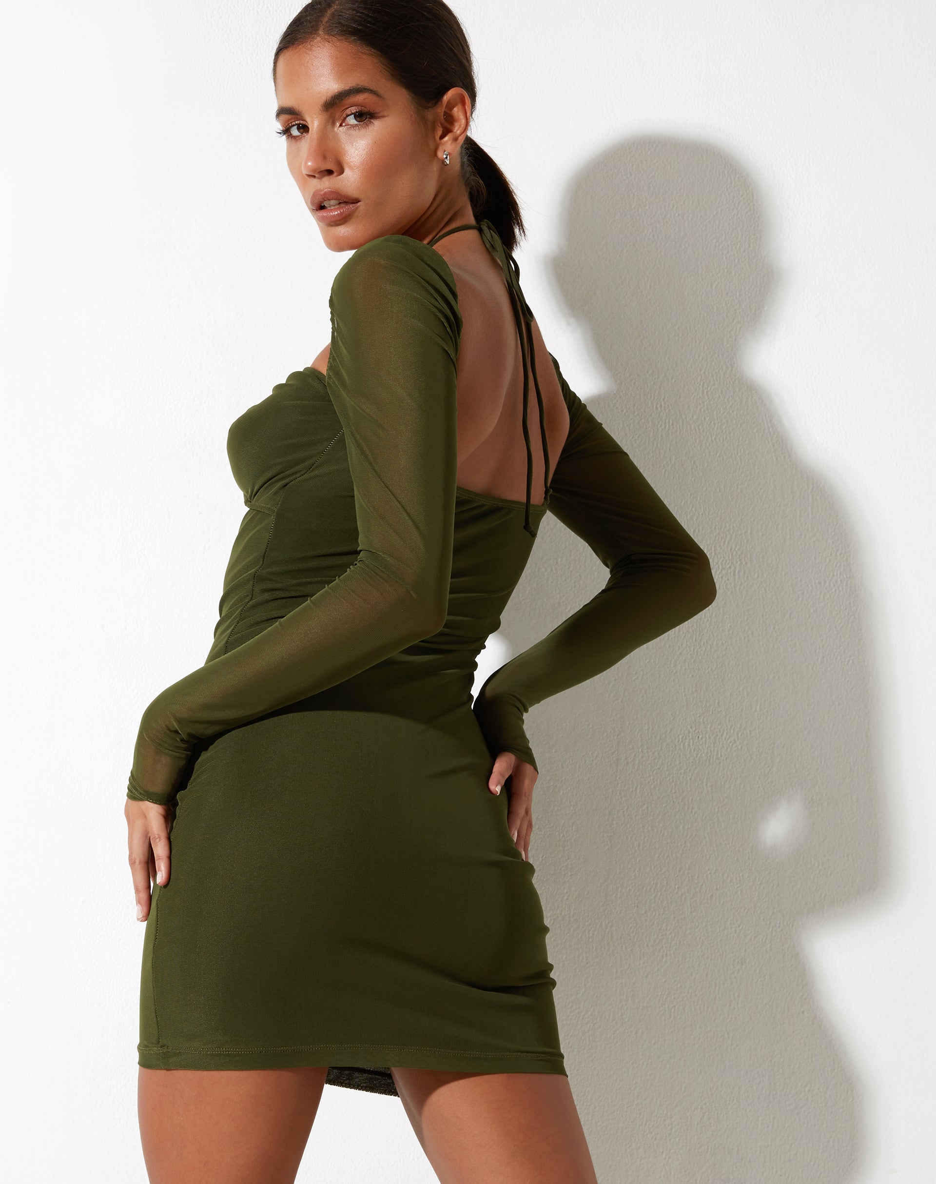Bild von Yuvila Bodycon Kleid aus Mesh Khaki