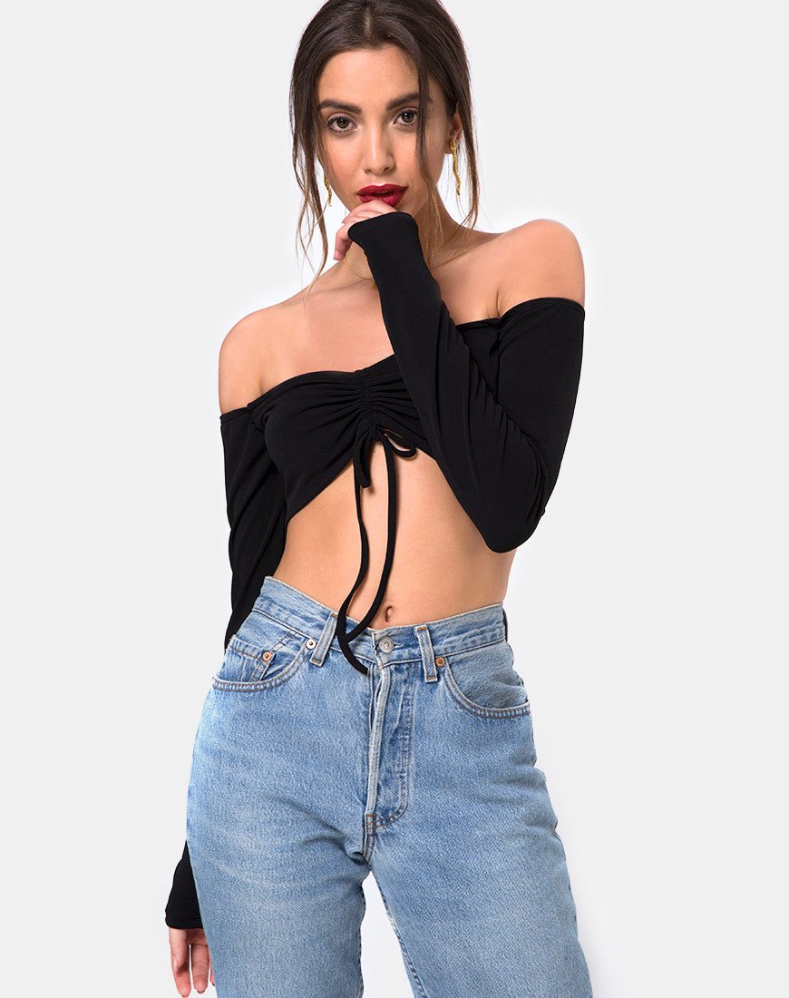Zalea Off The Shoulder Crop in Schwarz