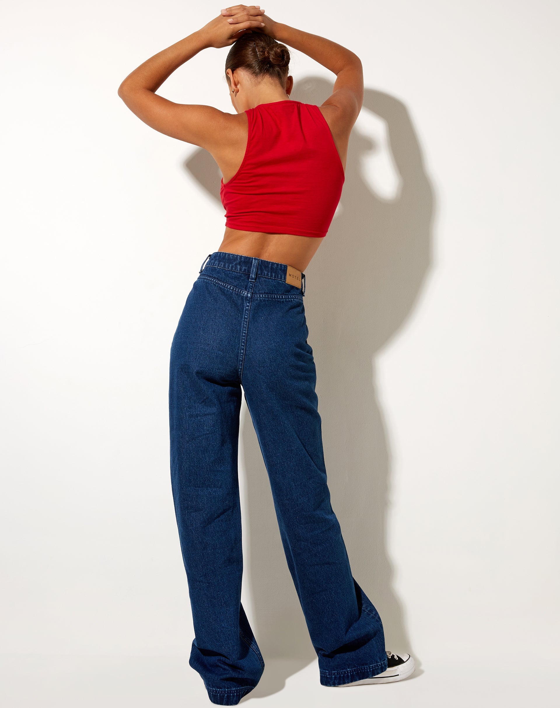Bild von Zeme Crop Top in Racing Rot