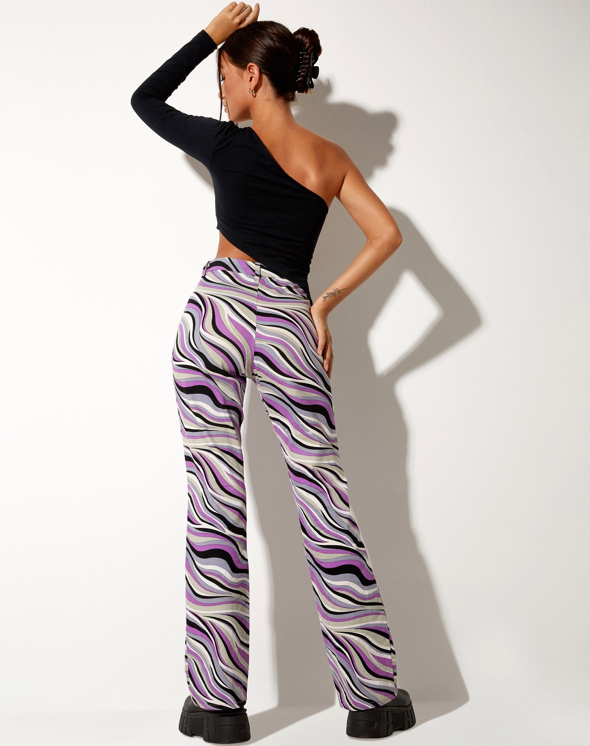 Bild von Zoven Trouser in 60s Abstrakt