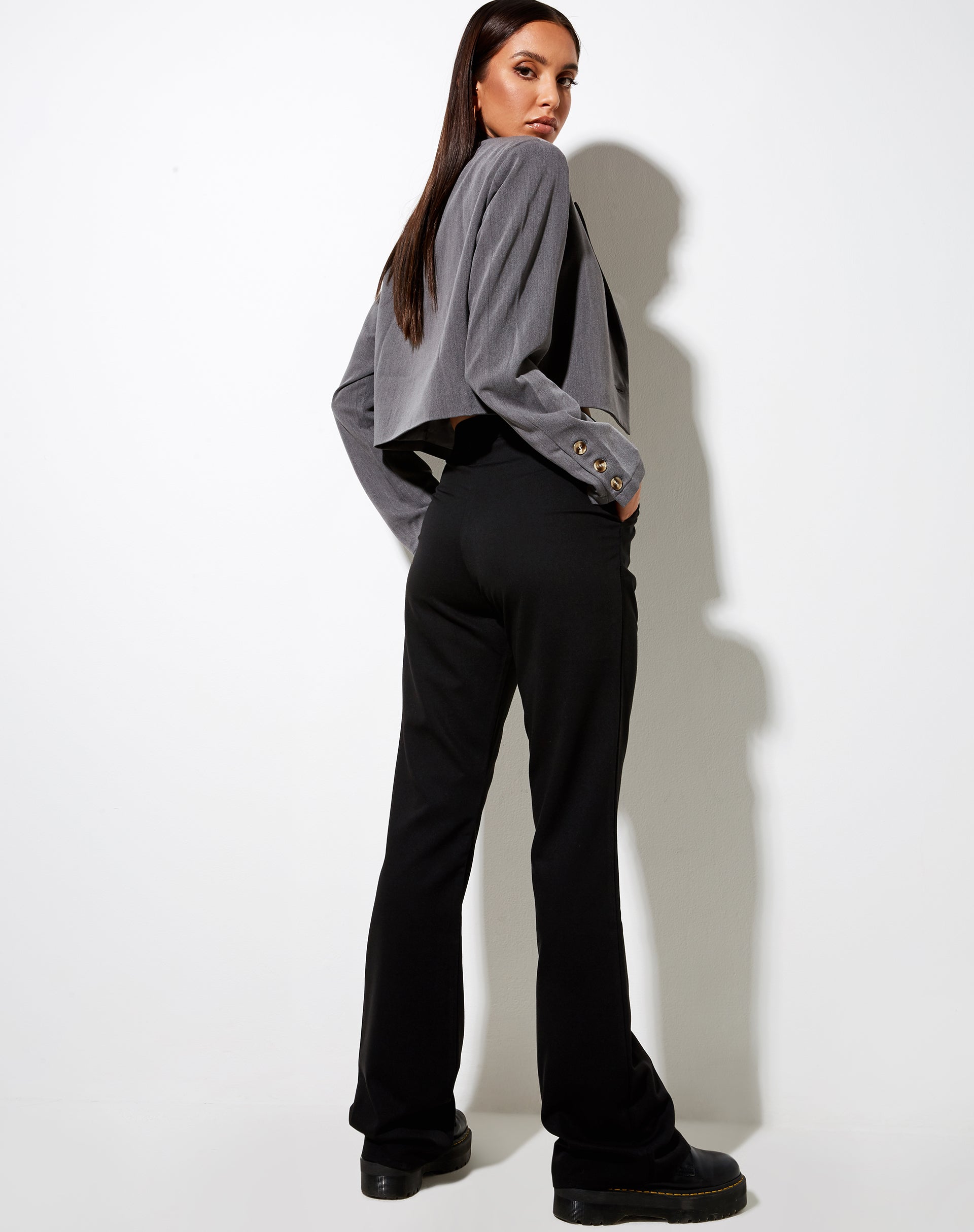 Image of Zoven Schlaghose in Tailoring Schwarz