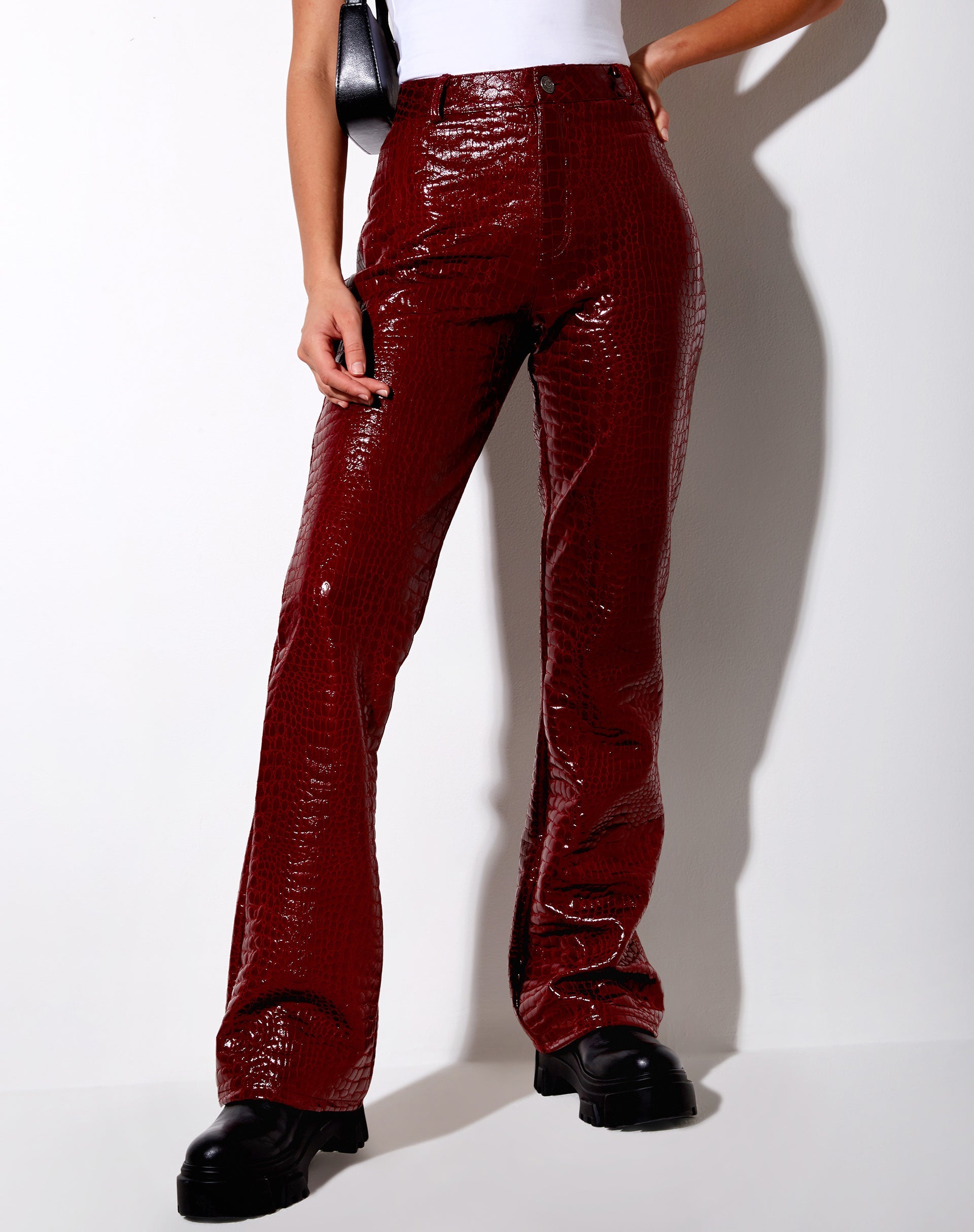 Image of Zoven Hose in Croc PU Burgundy