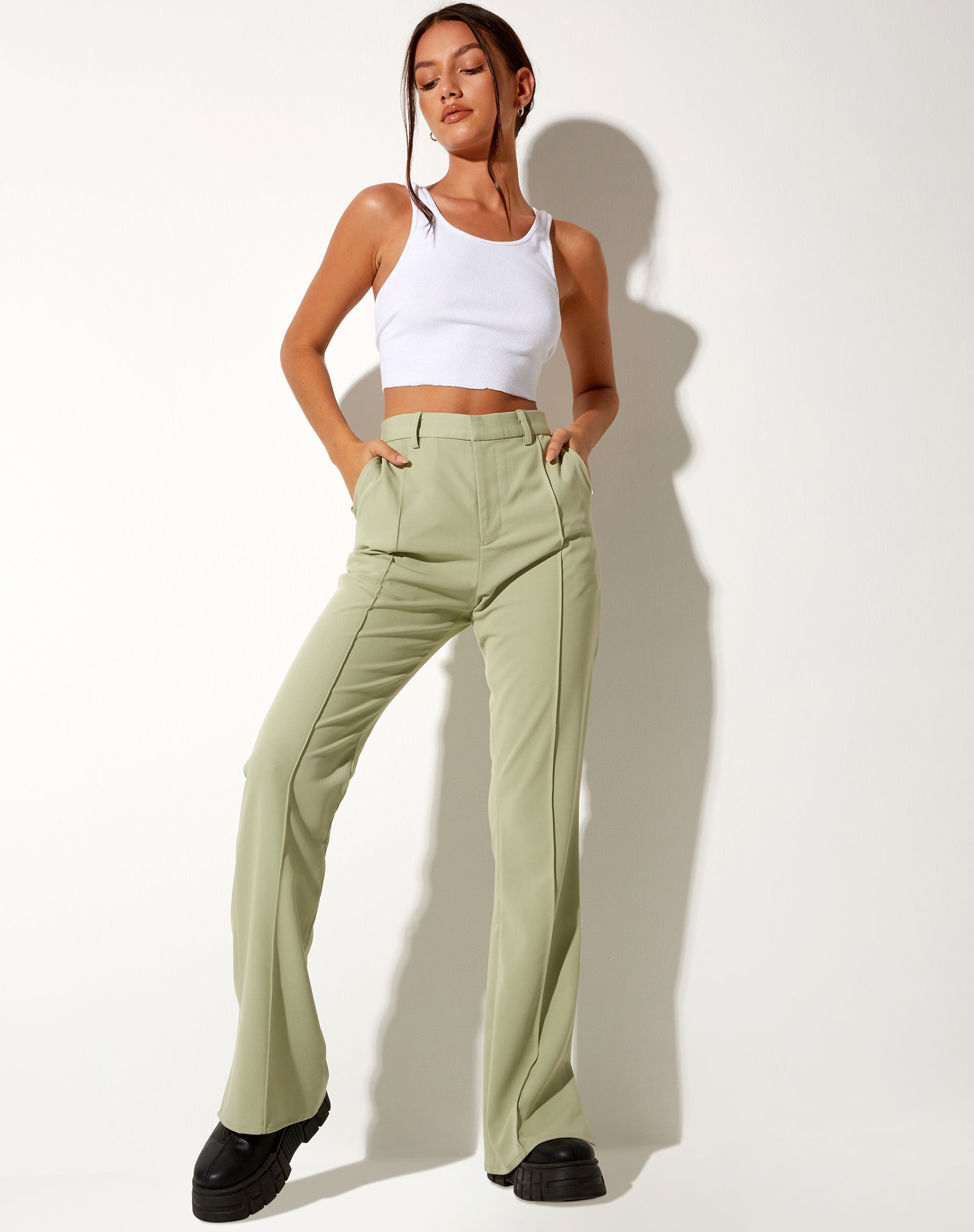 Bild der Zovey-Hose in Salbei