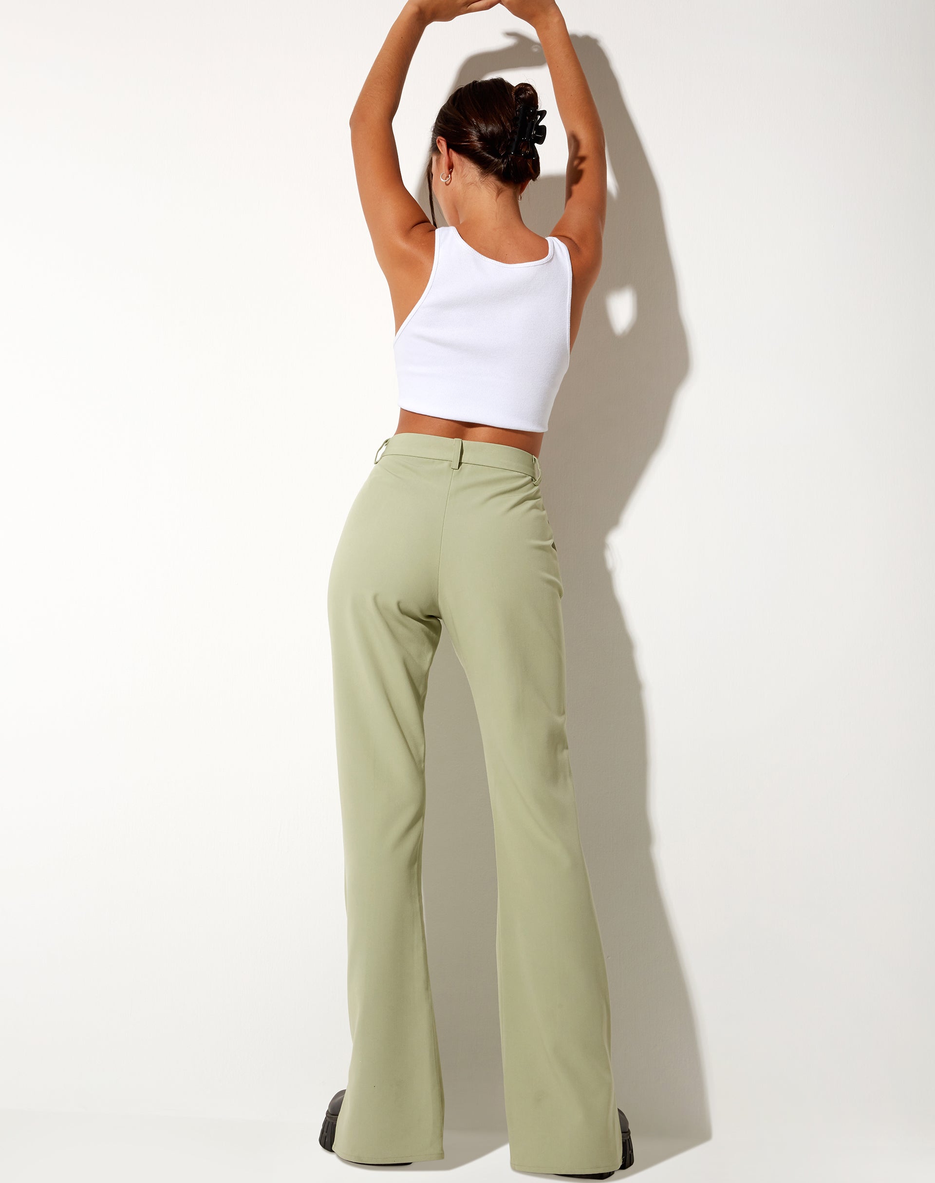 Bild der Zovey-Hose in Salbei