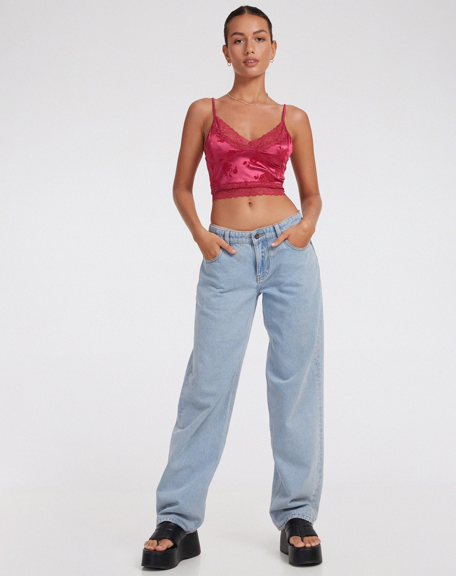 Abbildung von Dyrana Crop Top in Rose Flock Magenta