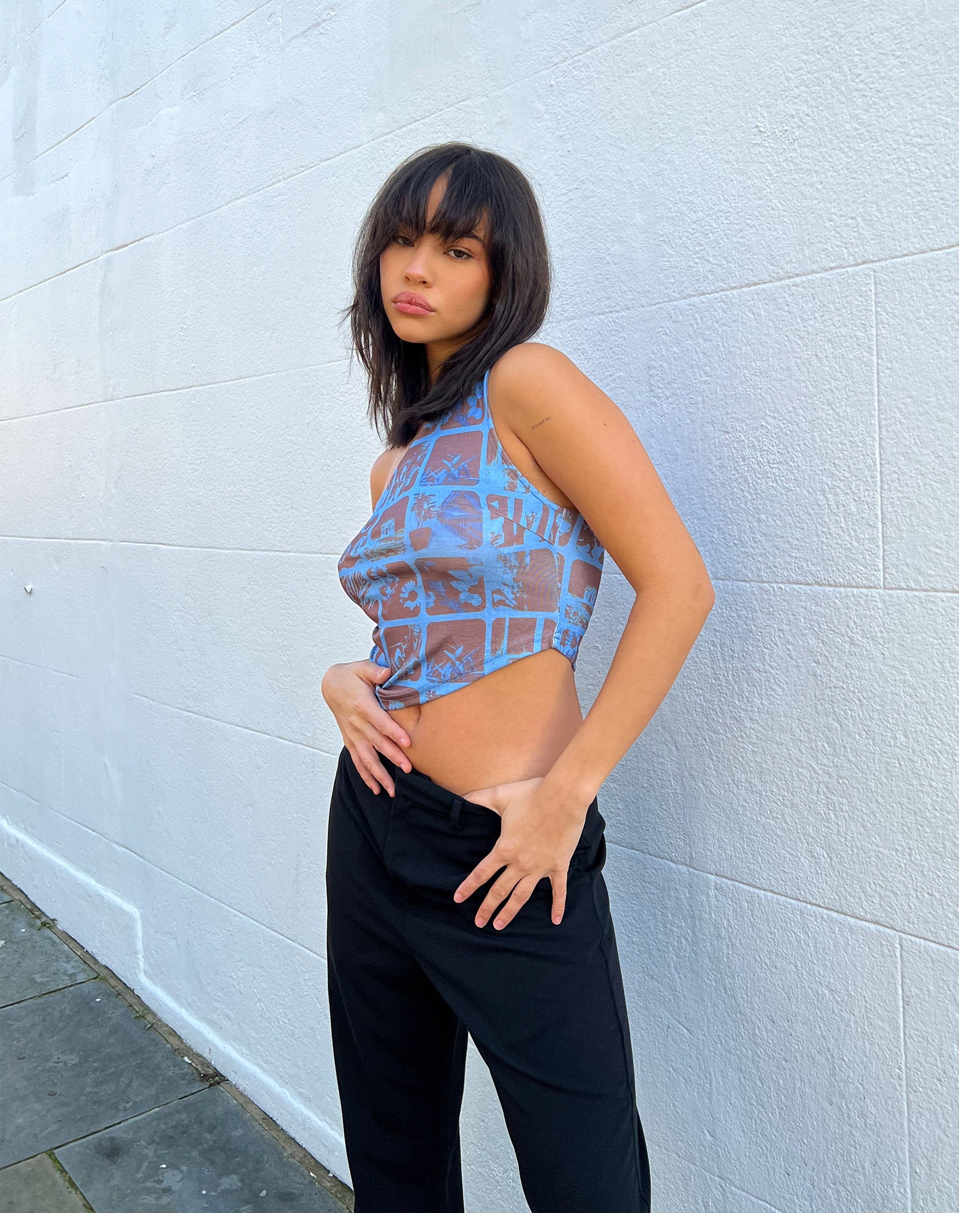 Abbildung von Rinja Top in Photographic Blue