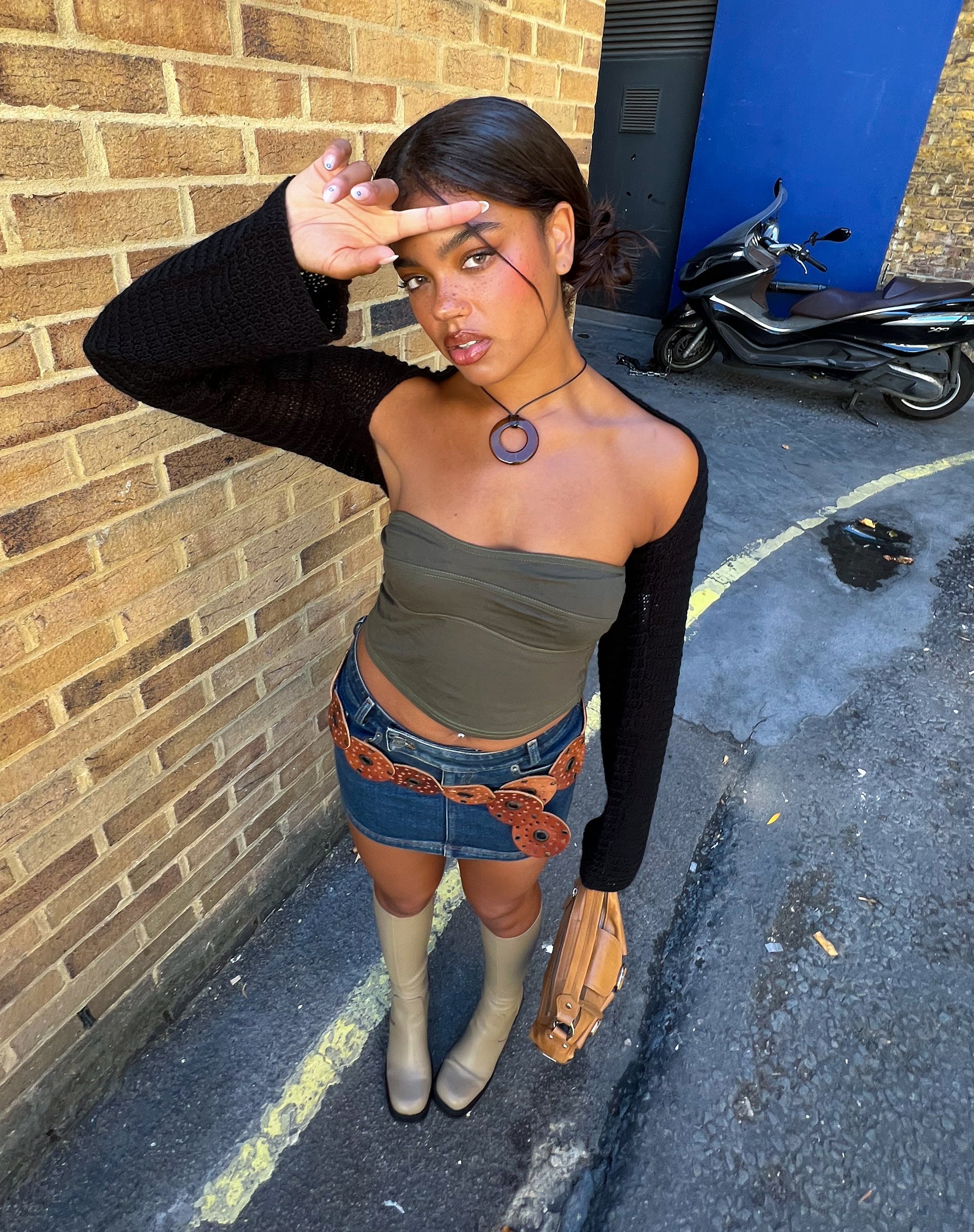 Bild von Chae Bandeau Top in Olive