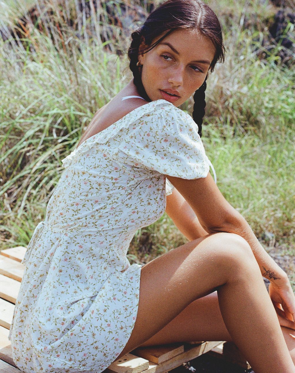 Sasyana Minikleid in Pretty Petal Elfenbein