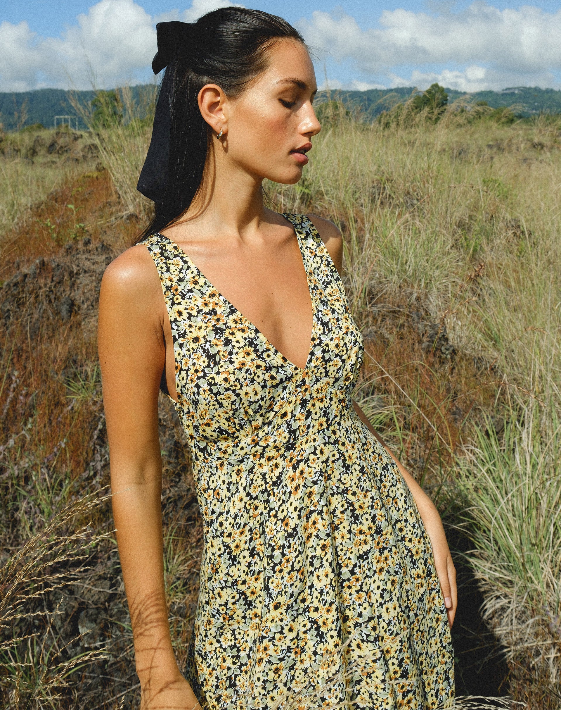 Bild von Enslee Slip Dress in Spring Ditsy Yellow